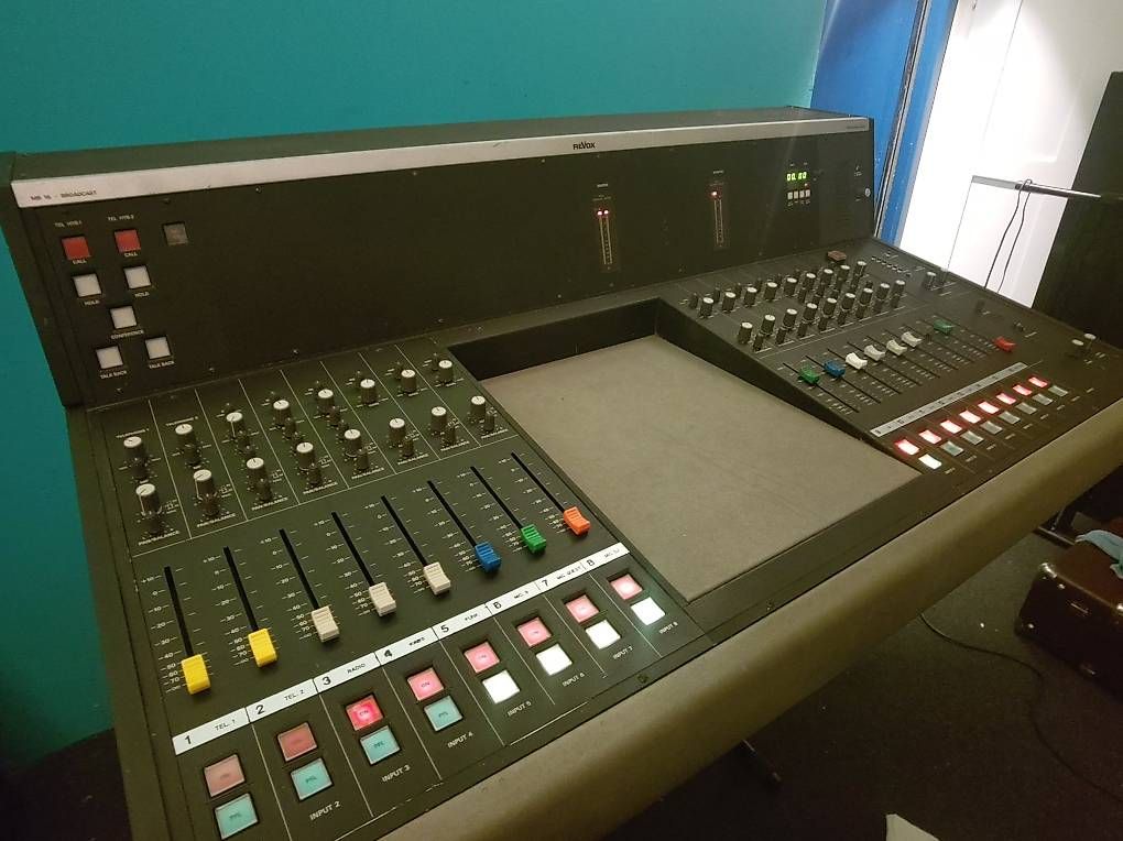 Revox Console di mixaggio: Studer Revox Broadcast-Mischpult MB16 – Usato da Zürich venduto da Roessler0