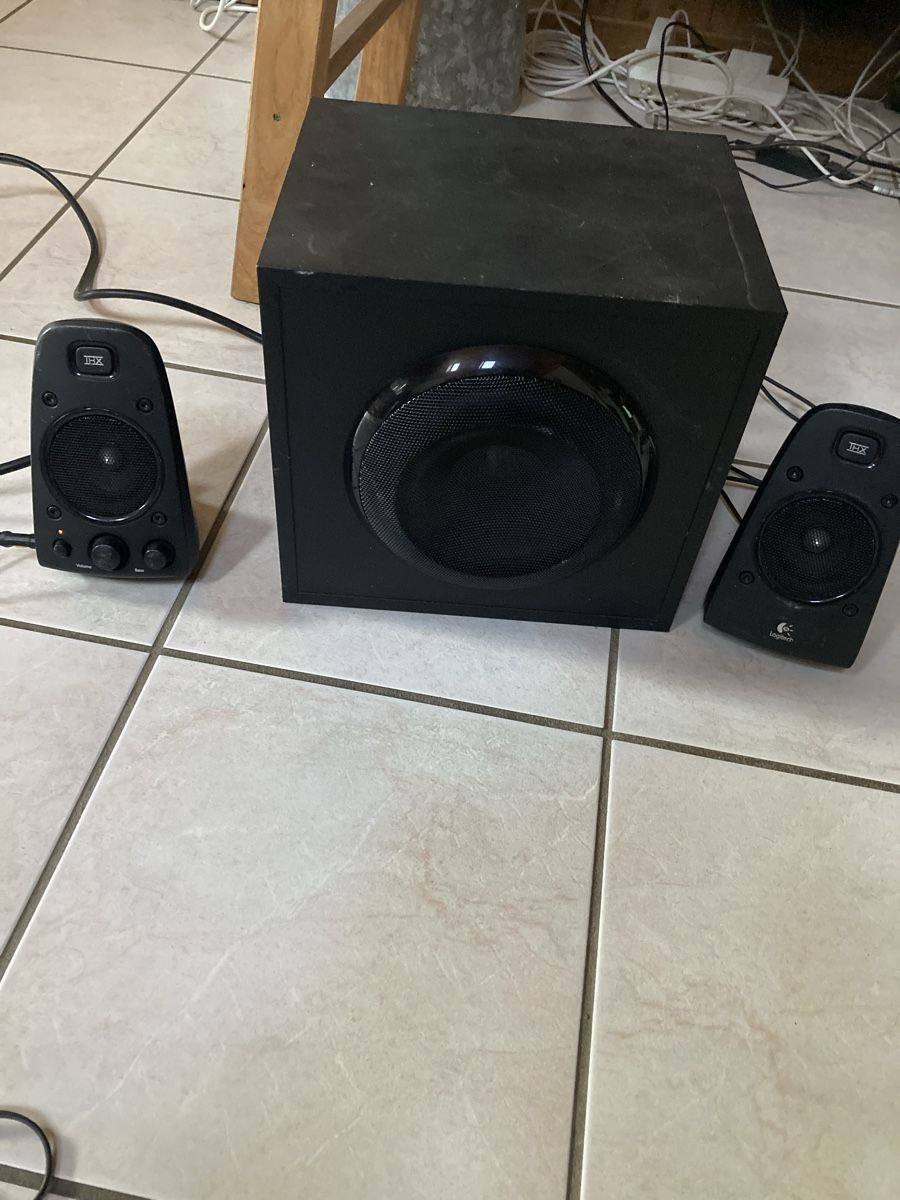 Logitech Casse acustiche: Logitech 623 sound system – Usato da Oberbalm venduto da mic_xcp8 1
