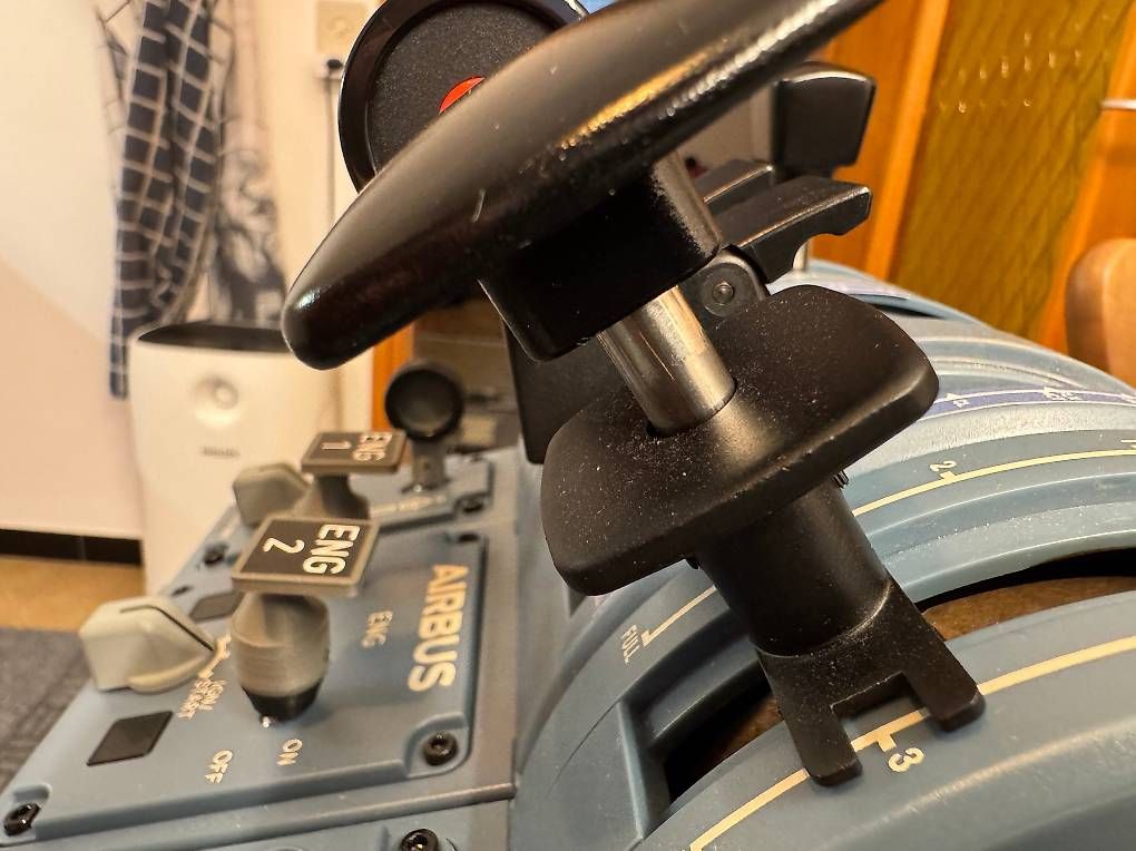 Controller: Vendo Thrustmaster Airbus TCA Quadrant + Slats, Flaps e SL3 – Usato da S. Vittore venduto da damonbonesi 4