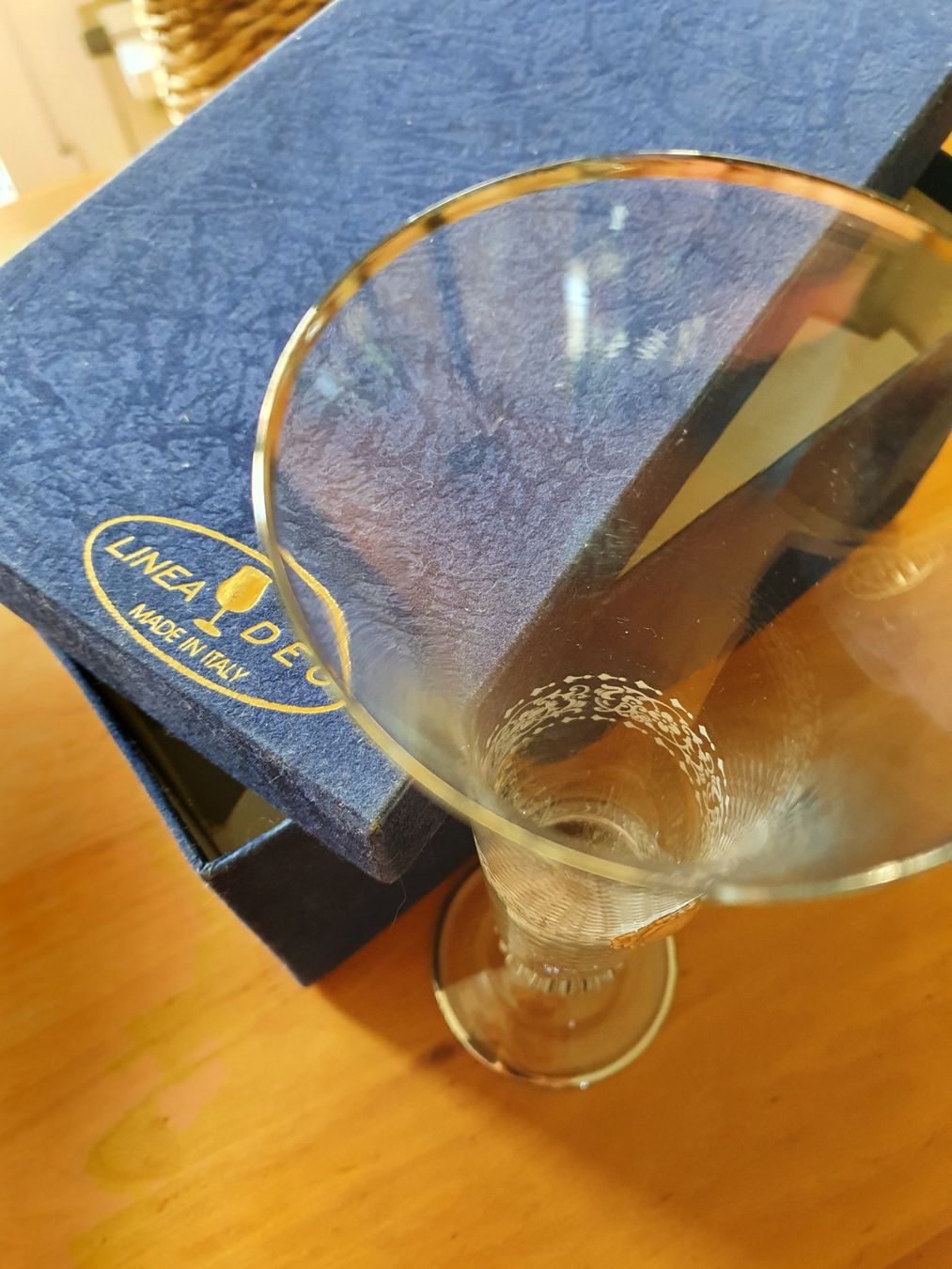 Vasen & Gefässe: Linea Deg Glas Vase mit Medaillon Dekoration – Gebraucht aus Thalwil von meinverkauf 3