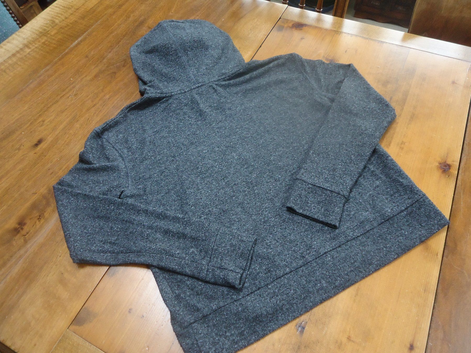 Superdry Maglioni & Felpe: Pull à capuche femme Superdry - 38 – Usato da Vessy venduto da mafabe 3
