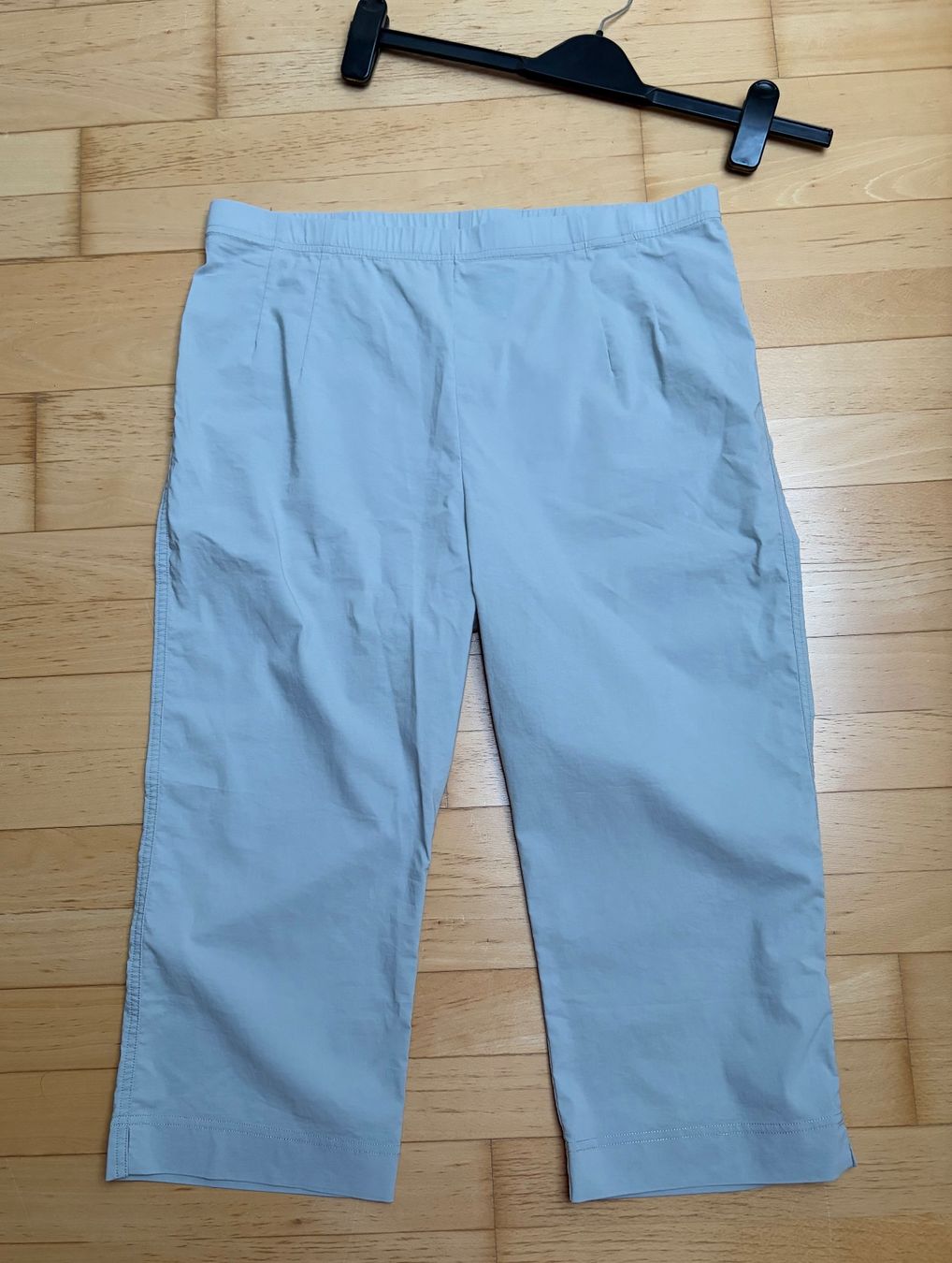 Rundholz Hosen: Rundholz BL Capri Hose Gr.L – Neu (gemäss Beschreibung) aus Unterägeri von Jutka_04