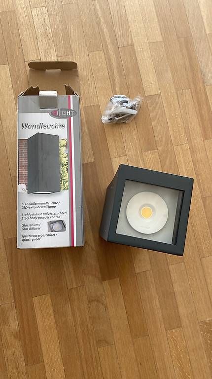 Lampade: Wandlampe Ourdoor, neu  – Usato da Winterthur venduto da Lini08 1