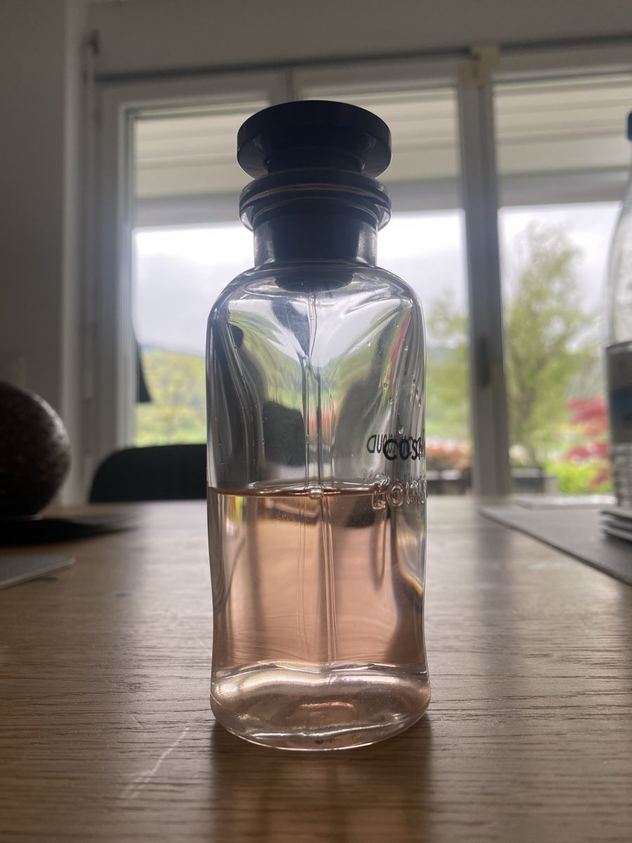 Louis Vuitton Profumi & Eau de Toilette: LOUIS VUITTON COSMIC-CLOUD – Usato da Hofstetten SO venduto da Passwang311