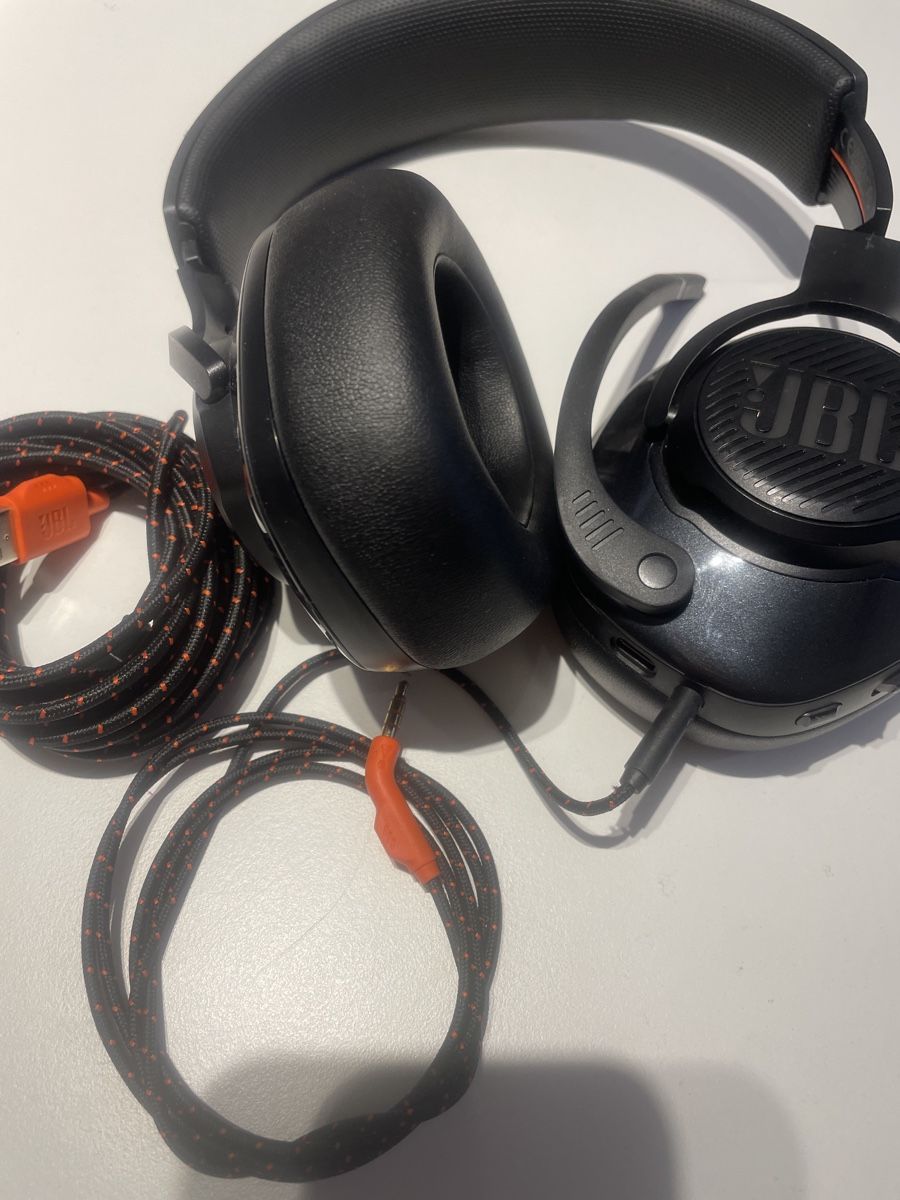 JBL Kopfhörer: JBL Quantum 100 Gaming Headset - Top Zustand, Schwarz – Gebraucht aus Niederwil AG von Gustav4 1