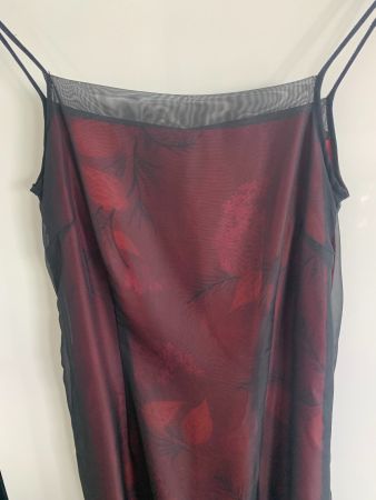 Kleid Grösse 36, Tonight gefüttert, sehr speziell