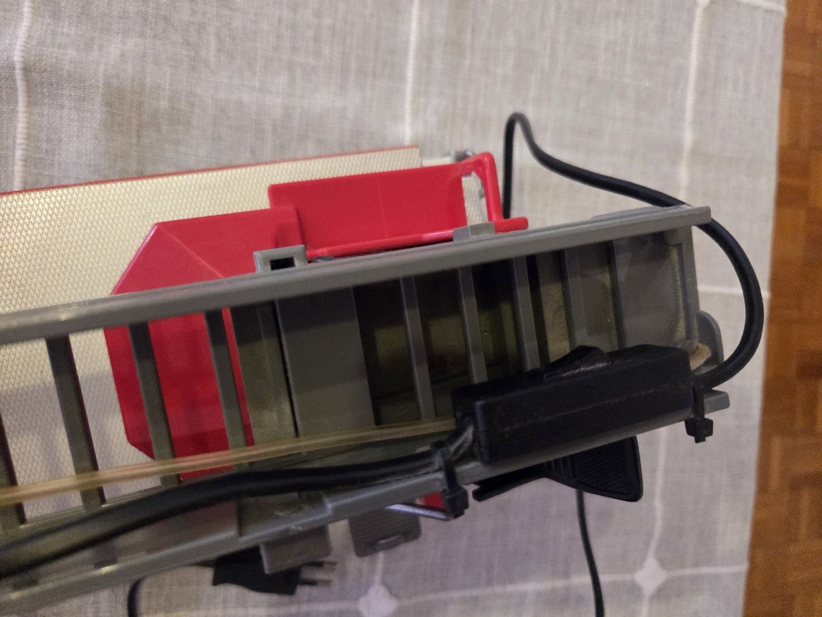 Giocattoli: Camion de Pompier servant de luminaire – Usato da la Chaux-de-Fonds venduto da Firenze6 6