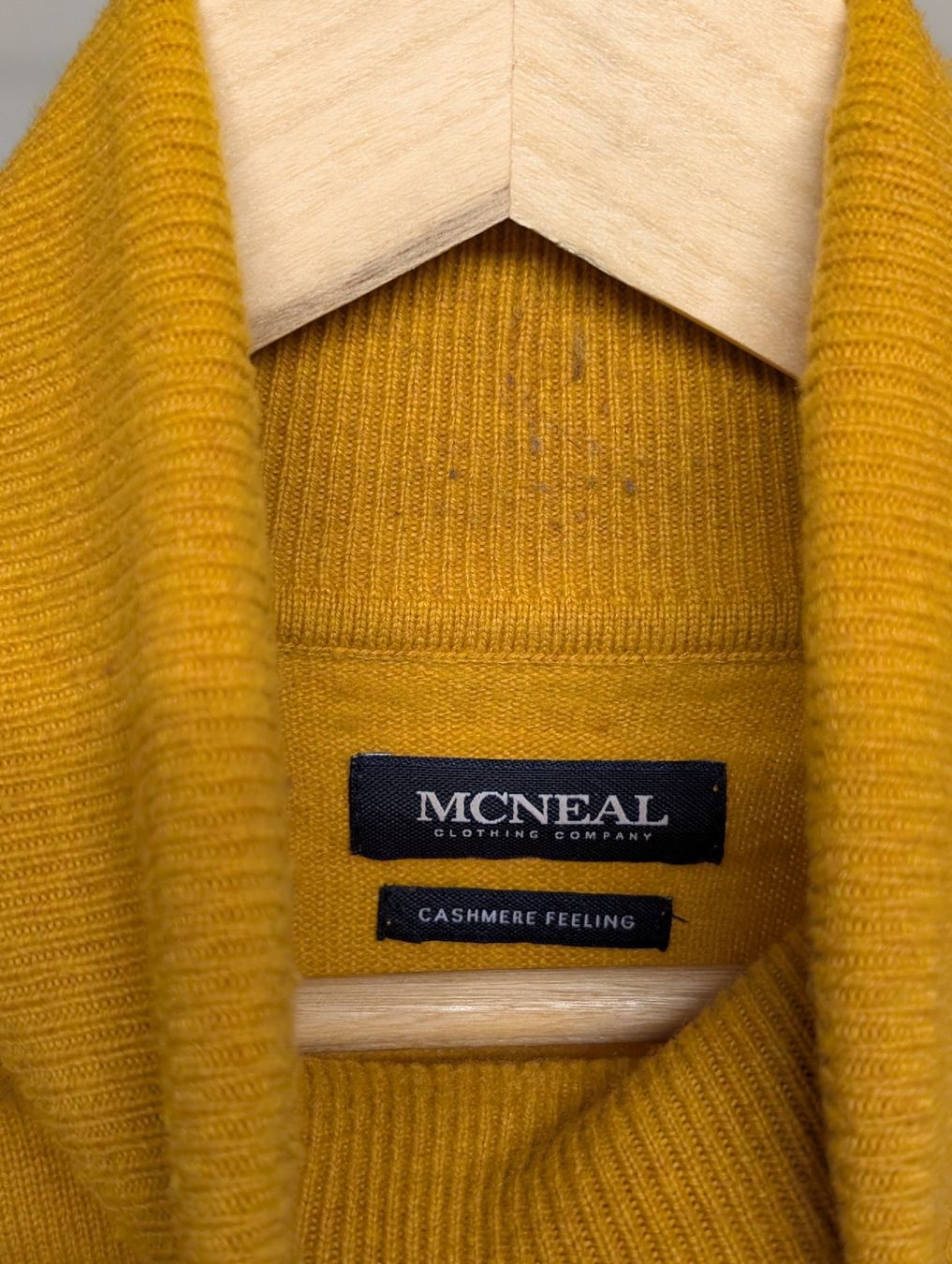 Maglioni & Felpe: McNeal Rollkragenpullover, Grösse M, Senfgelb – Usato da Zürich venduto da jfk_ch 1