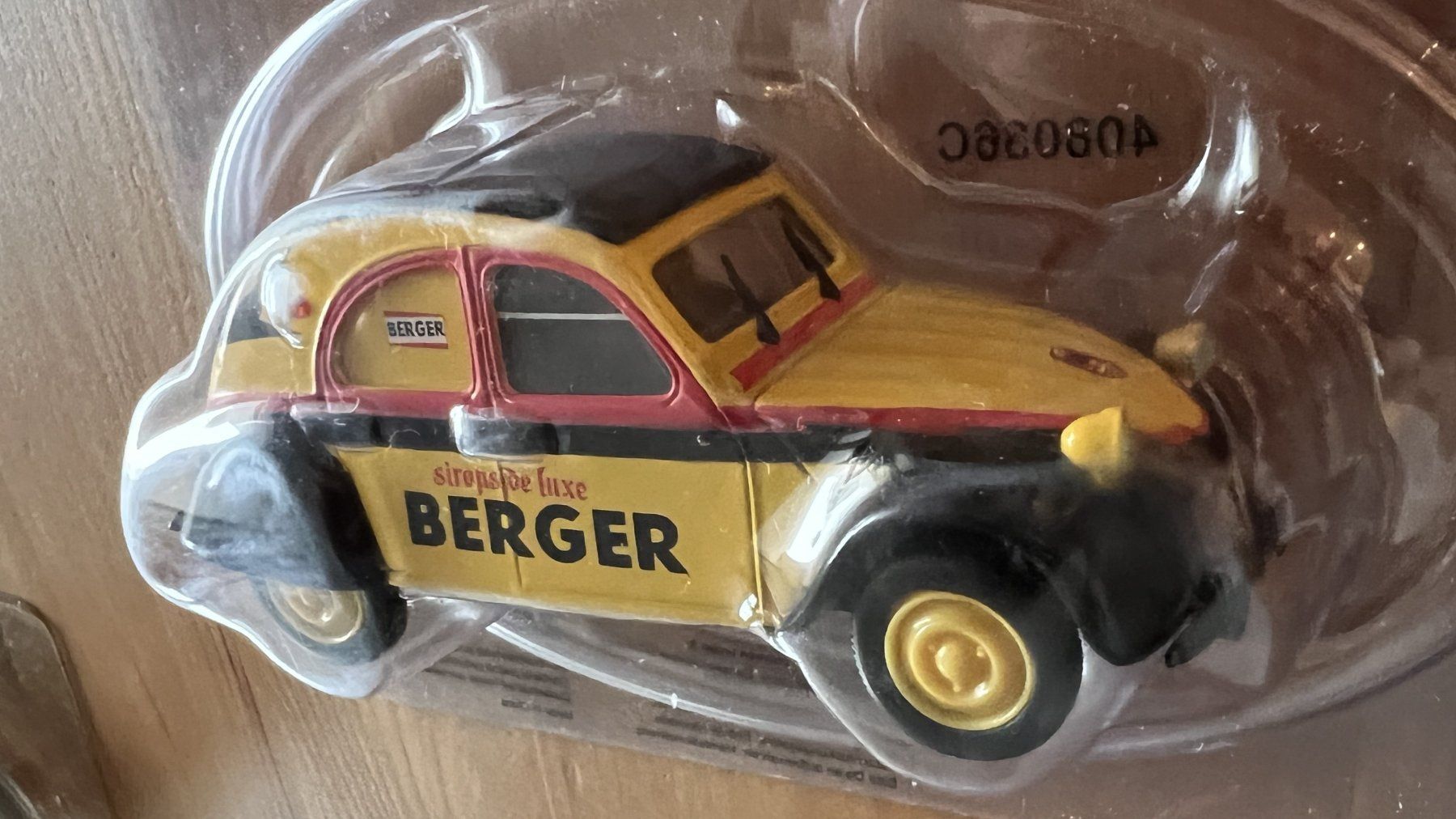 Citroën Modellautos: Citroen 2CV Berger 1/43 – Neu und originalverpackt aus Meilen von rdv_n7s9 1