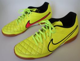 Chaussures de football Nike Tiempox t. 44