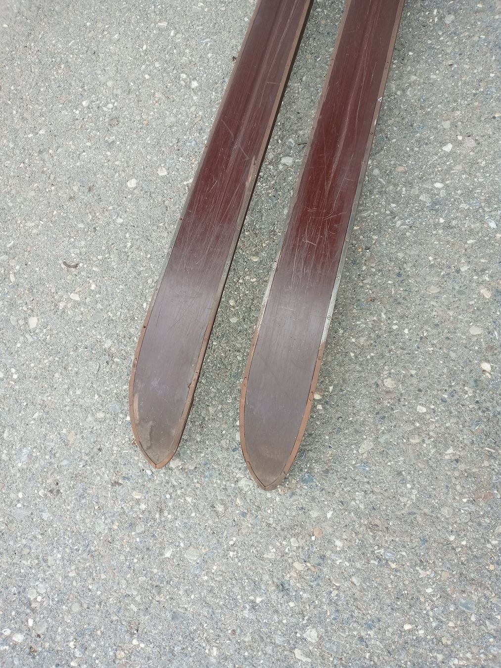 Skis: Ski, alte Holzski – Gebraucht aus Prez-vers-Siviriez von Monija70 6