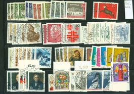 BERLIN mit Vollstempel auf Steckkarte mit Gummi (C232)