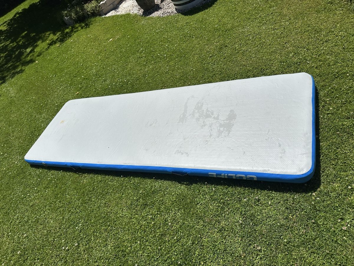 Tappeto da gioco: Turnmatte 300x100x10cm aufblasbar – Usato da Hittnau venduto da har_7ndb 1
