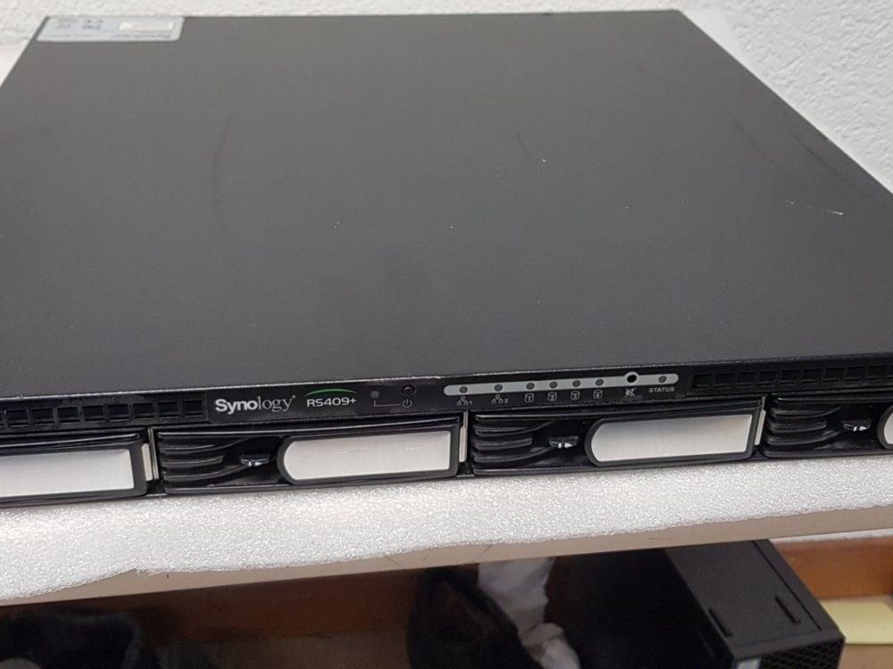NAS Synology RS409+ (Gebraucht) in für CHF 54 – mit Lieferung auf ...