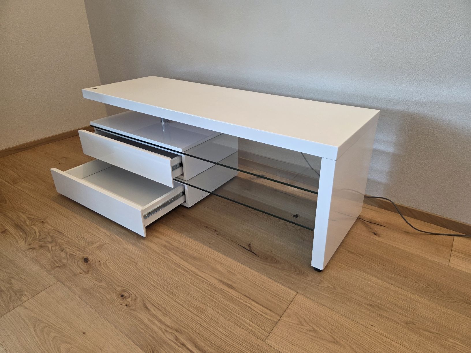 TV Möbel: TV Möbel gebraucht, guter Zustand – Gebraucht aus Bellmund von chma10 2