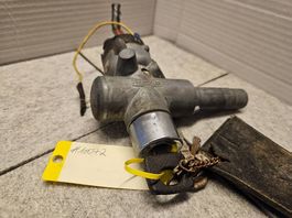 Mercedes-Benz W110 Diesel Zündschloss Neiman 160 + Schlüssel