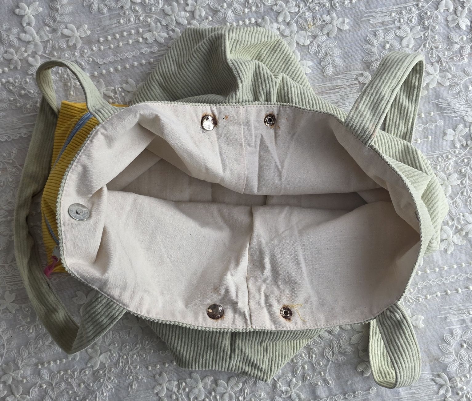 Borse da donna: Cord Shopper Bag mit gelber Tasche – Usato da Rheinsulz venduto da Gilea 2