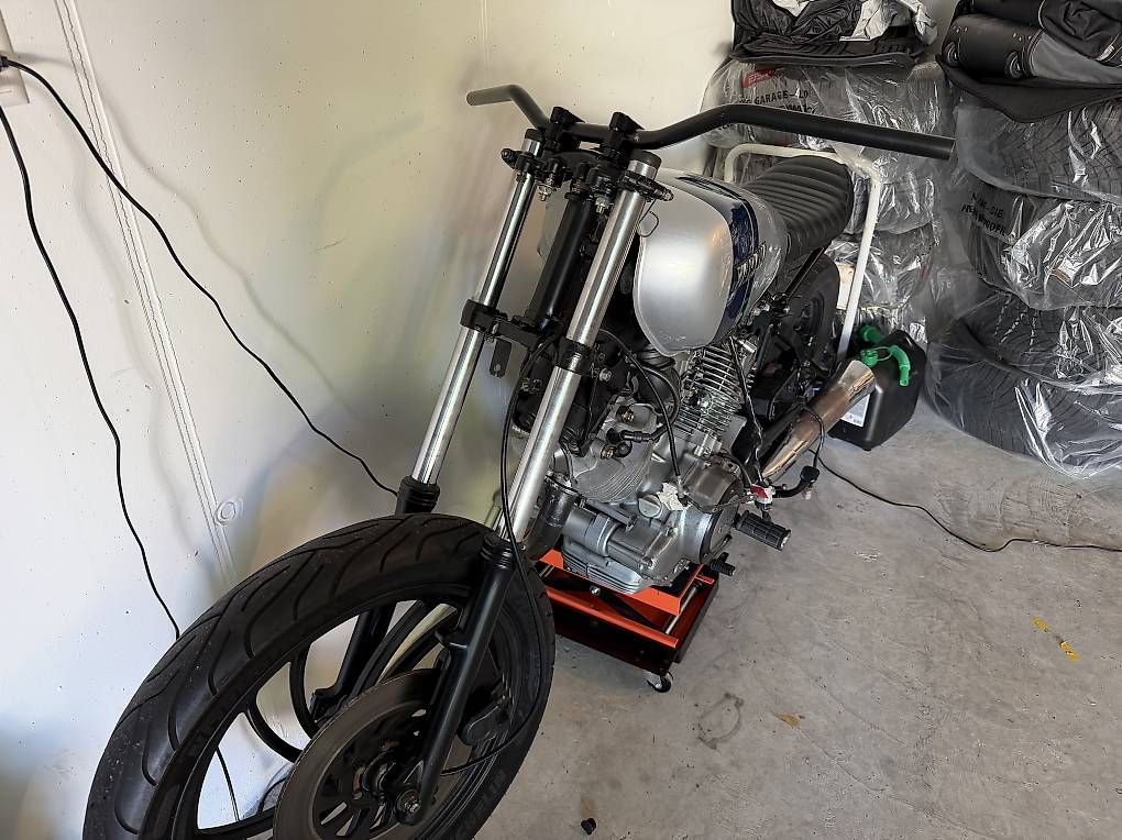 Yamaha Strada: Yamaha VX750-Umbauprojekt – Usato da Kriens venduto da ndecurtins 2