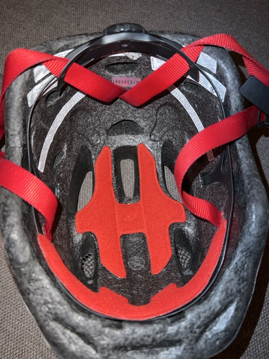 Giro Helme: Kinder Velohelm – Gebraucht aus Adliswil von sch_pl69 2
