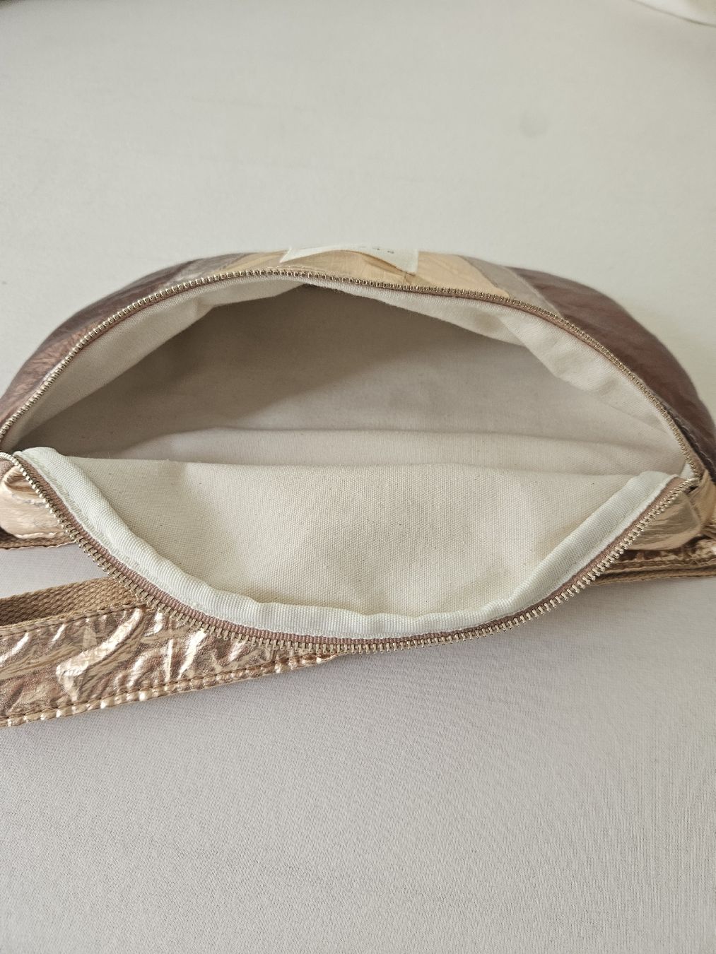 Sezane Borse da donna: Bauchtasche Sezane- neu – Nuovo (secondo la descrizione) da Basel venduto da lar_7c62 2