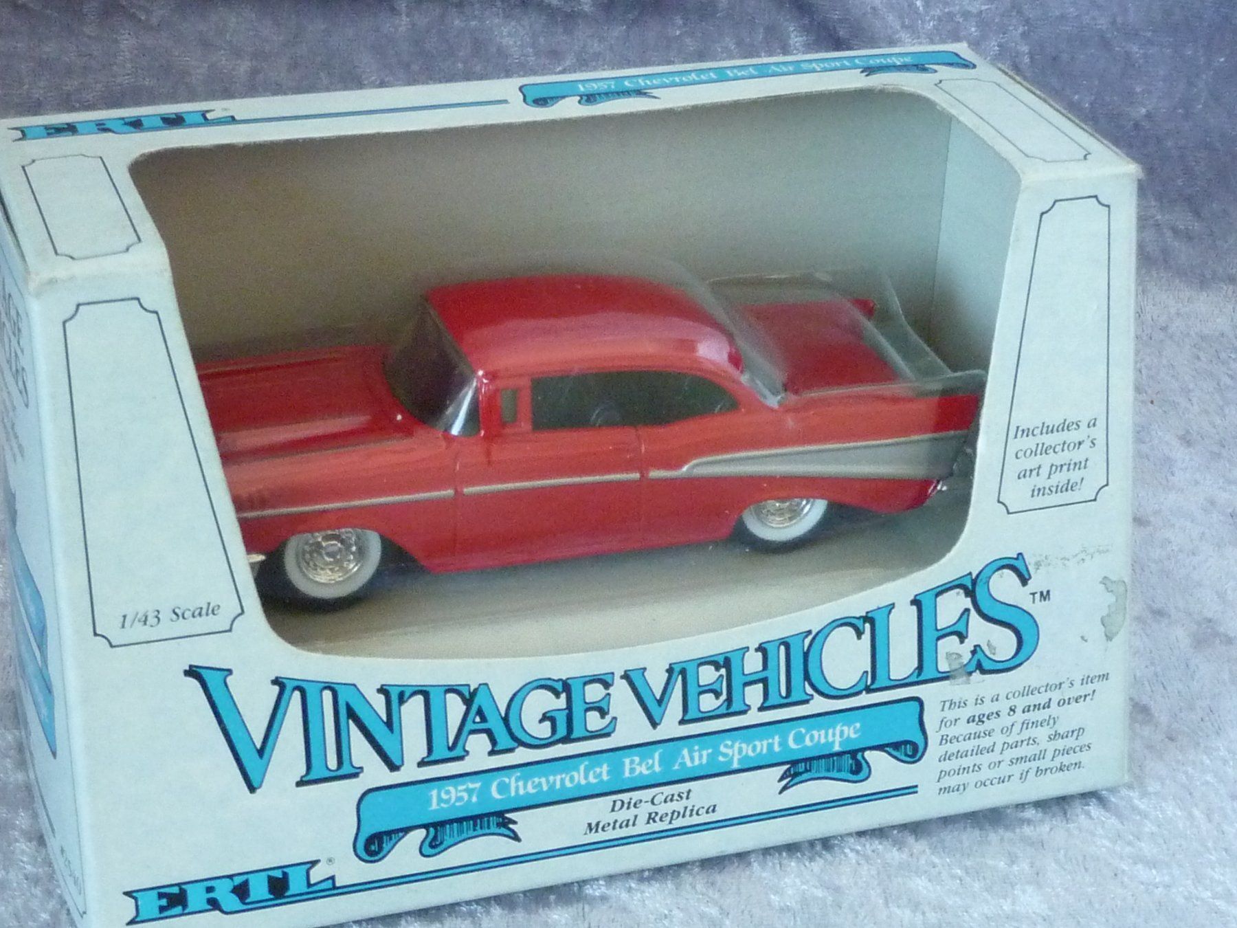 Chevrolet Modellini d'auto: Chevrolet Bel-Air 1957   1:43 – Nuovo e nell'imballaggio originale da Dürrenäsch venduto da modellautos4you