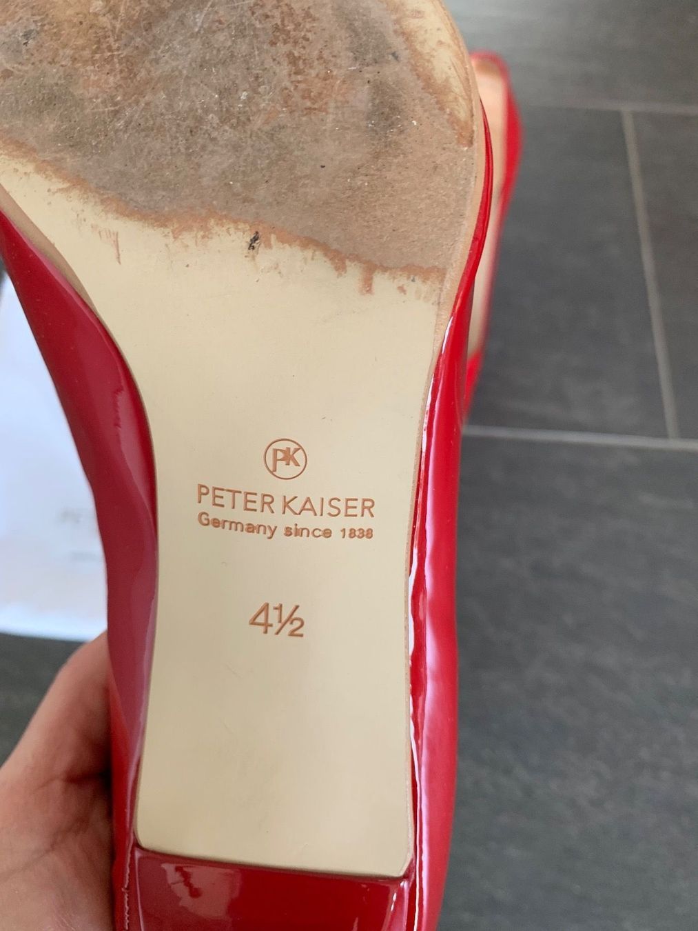 Scarpe da donna: Schuhe rot ‚Peter Kaiser‘ - Pumps – Usato da Sirnach venduto da Famisa 1