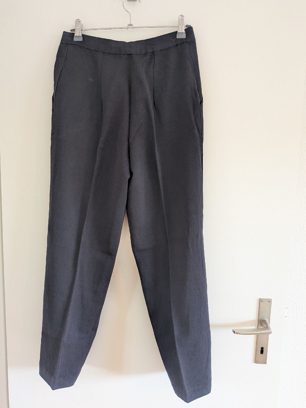 Hosen: Custom-made Dark Blue Trousers, Small – Gebraucht aus Wettingen von ann_hzb5 1