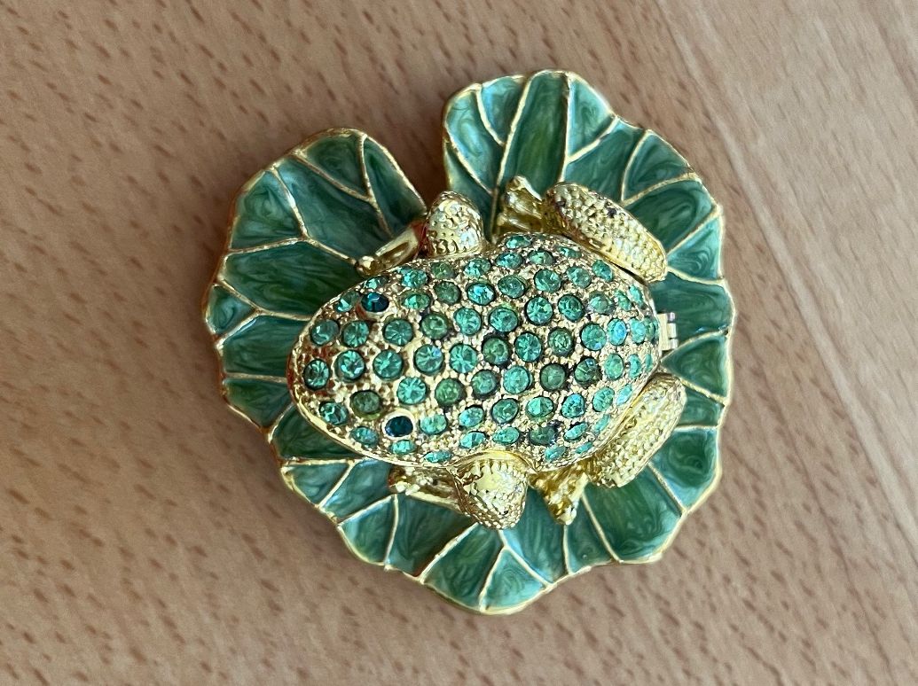 Tutte le decorazioni: Frosch Schmuckkästchen mit grünen Strasssteine... – Usato da Frauenfeld venduto da Laxmi81 2