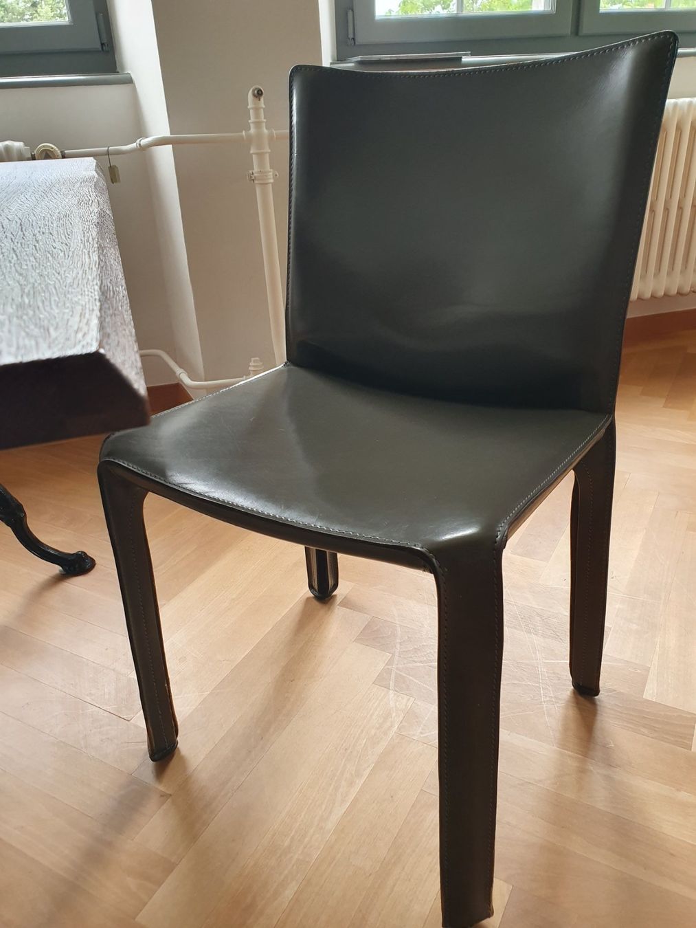 Cassina Sedie: Cassina Lederstuhl – Usato da Rheineck venduto da JanineR04 7