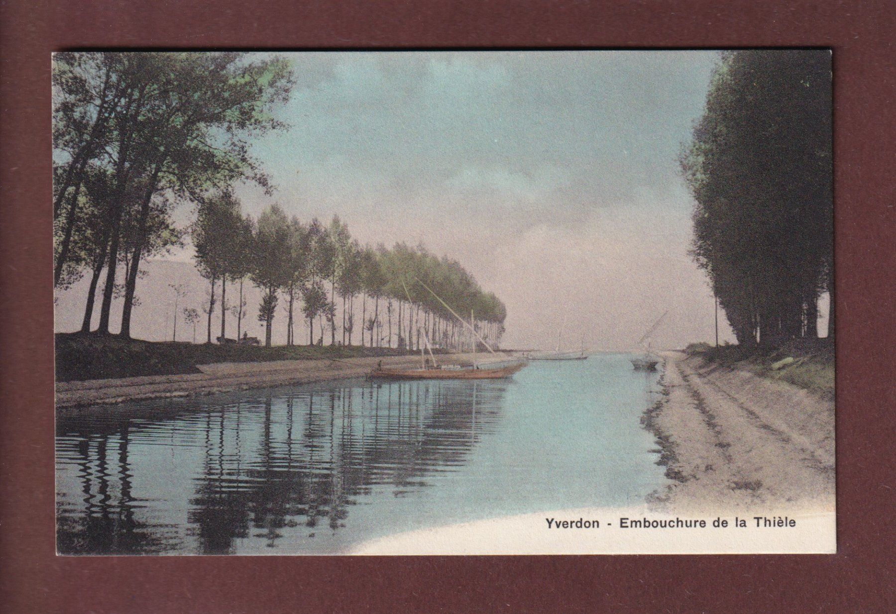 Cartoline postali: YVERDON - Embouchure de la Thièle – Usato da Pully venduto da nicecards
