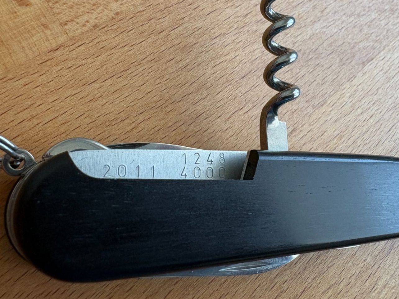 Victorinox Taschenmesser: Seltenes Messer der Damast Limited Serie 2011 – Neu (gemäss Beschreibung) aus Hunzenschwil von Goya6 2