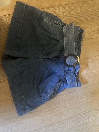 Short Sezane Rome 34, porté 1x