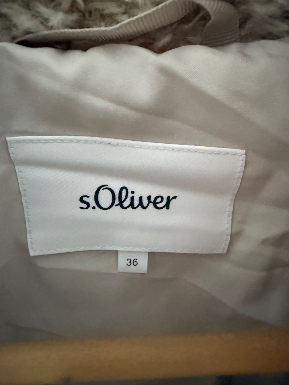 S.Oliver Jacken: S.Oliver Teddyjacke Gr.36 – Gebraucht aus Visperterminen von ele_8n98 1