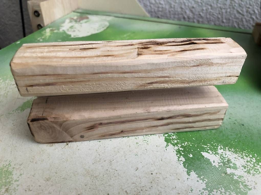 Staffe: Handy-Halter " Peoples Jahre " CH Handwerk – Usato da Villnachern venduto da focusride 1
