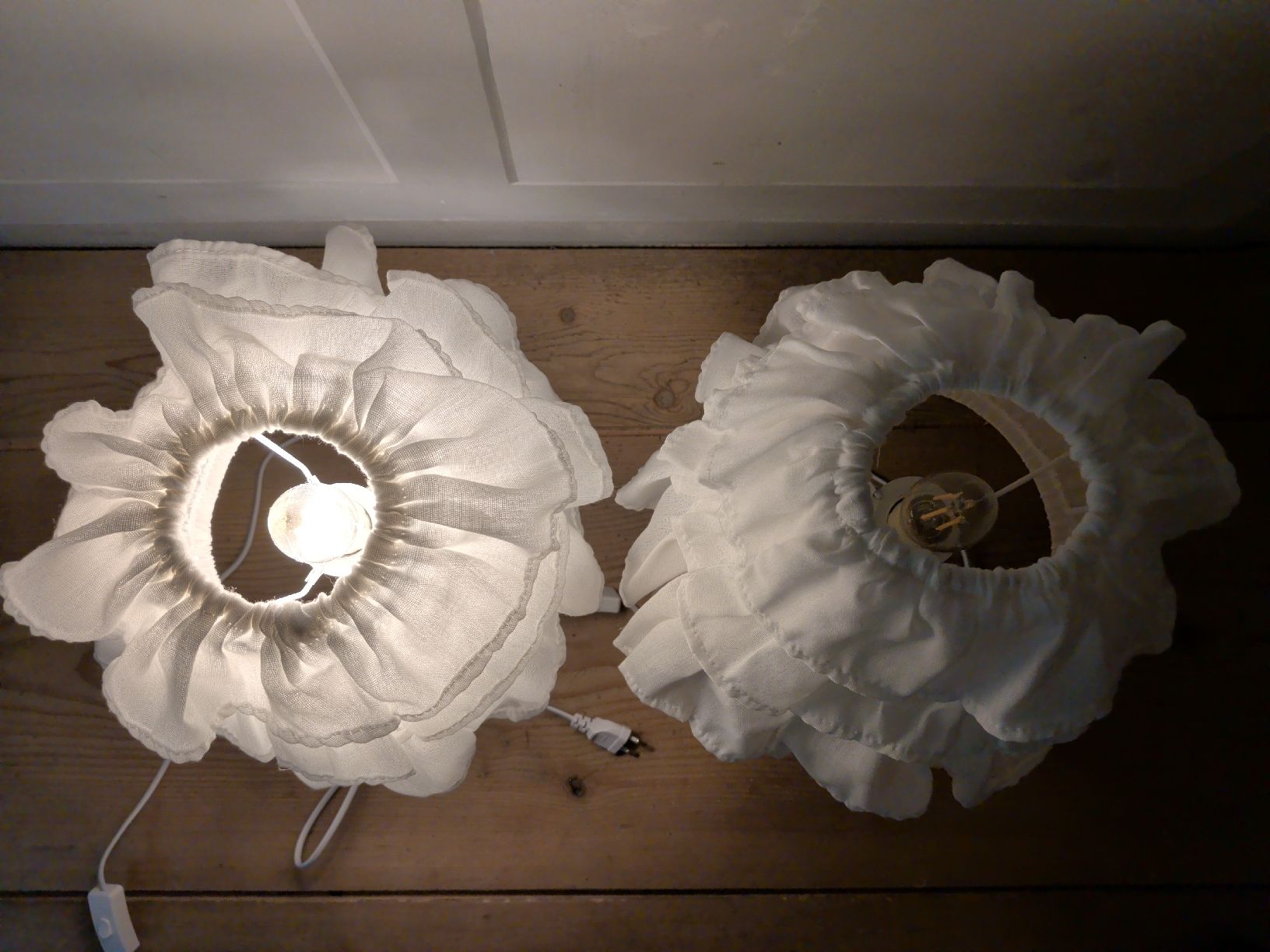 Lampen: Der mit 2 Stehlampen Shabby Chic weiss – Gebraucht aus Dietfurt von Subforce1853 2