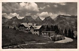 Flumserberg. Hotel Gampderdon 1400 m.