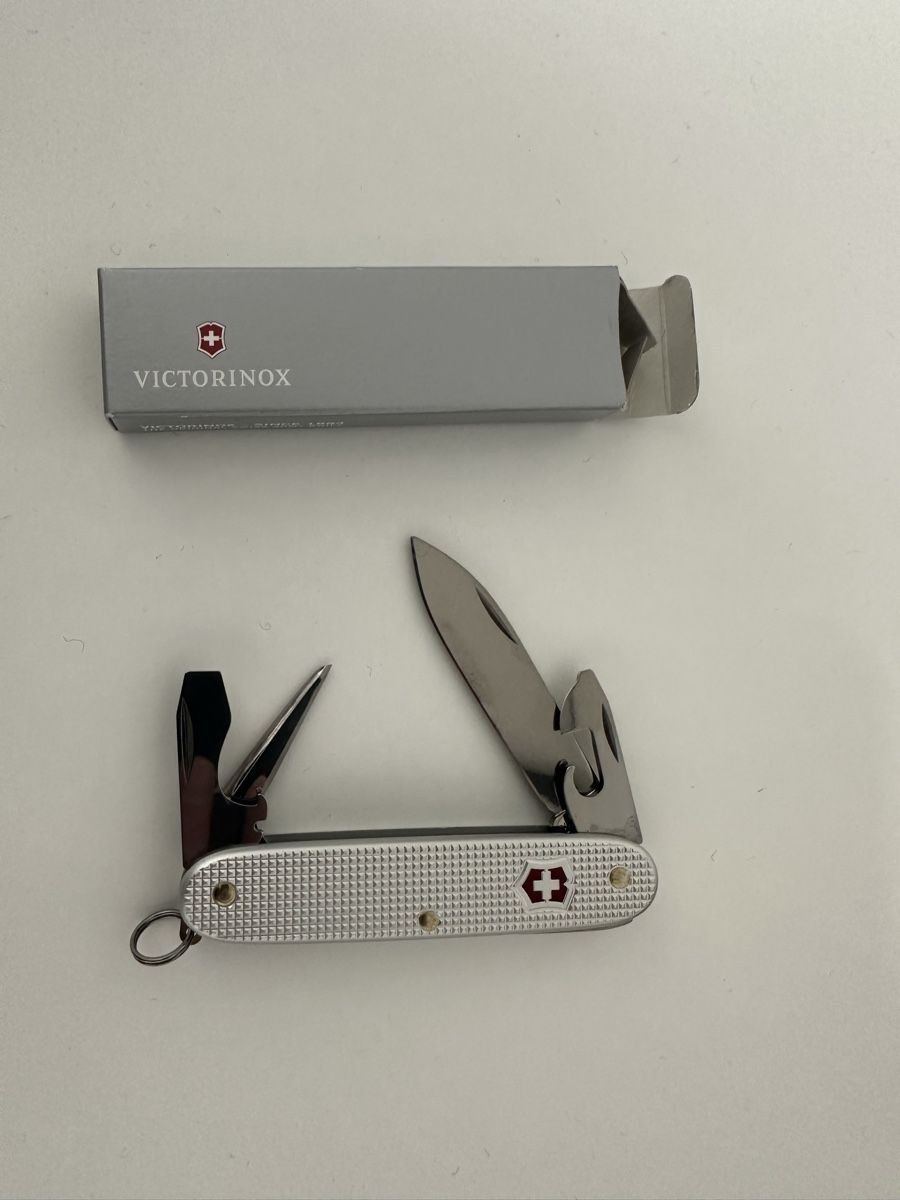 Victorinox Coltelli tascabile: Victorinox Cadet Sackmesser – Nuovo e nell'imballaggio originale da Winterthur venduto da Zoom27