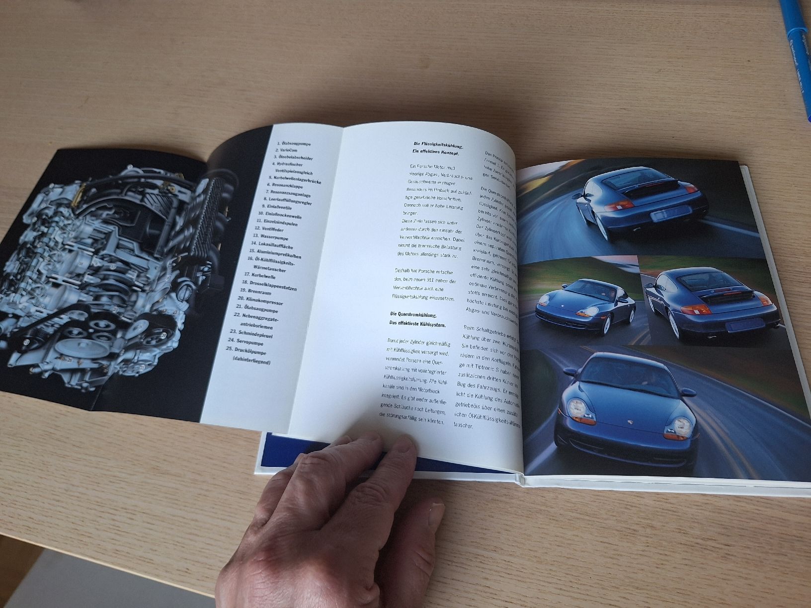 Porsche Documenti: Porsche 911 Evolution Buch, Sammlerstück – Usato da Schaffhausen venduto da RicardoSchaffhausen 1