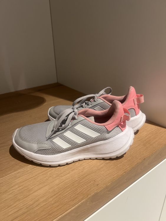 Adidas Turnschuhe Madchen Gr. 32 Rosa Kaufen auf Ricardo