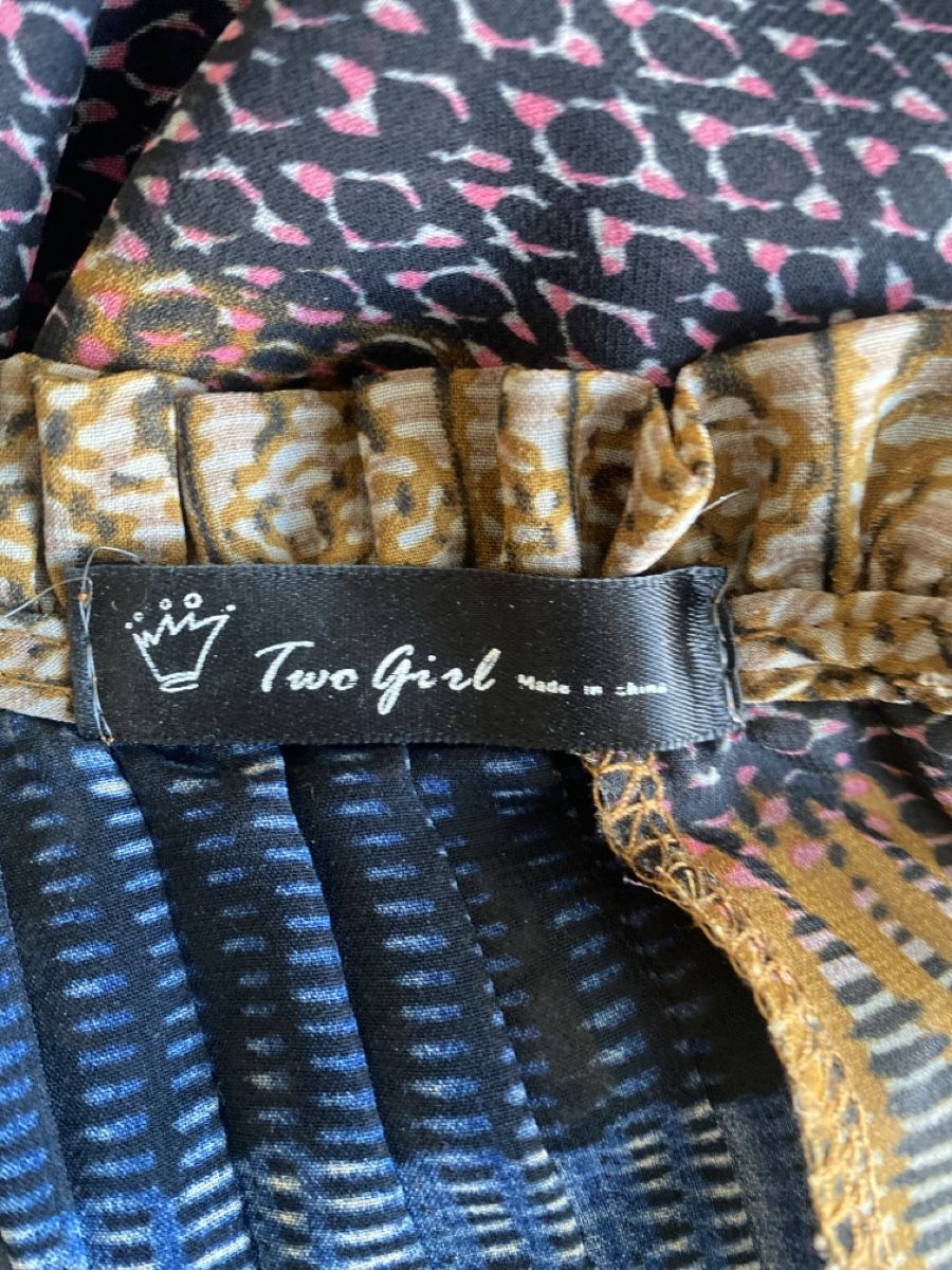 Camicette: Bluse von Two Girl – Usato da Luzern venduto da Willimaus 4