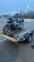 Vermiete Motorradanhänger 750kg mit 2 Stellplätzen