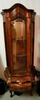 Edle Barock/ Rokoko Stilvitrine – Nussbaum, top Zustand!
