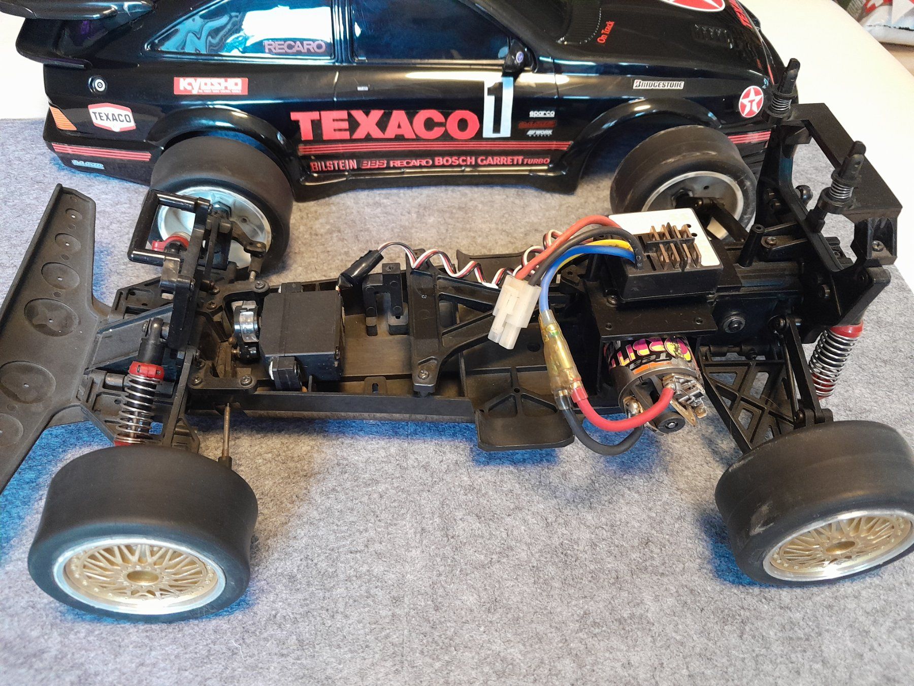 Kyosho RC Modellbau: KYOSHO SUPERTEN 1:9 FORD RS500 – Gebraucht aus Ebnat-Kappel von MAZUKITURB0 6
