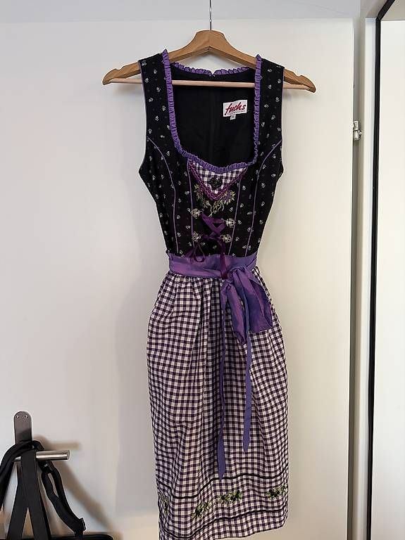 Kleider: Dirndl Gr. 36 – Gebraucht aus Dübendorf von jha_zp6y