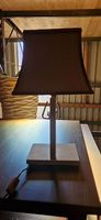 Stilvolle Nachttischlampe weiss, Vintage Look