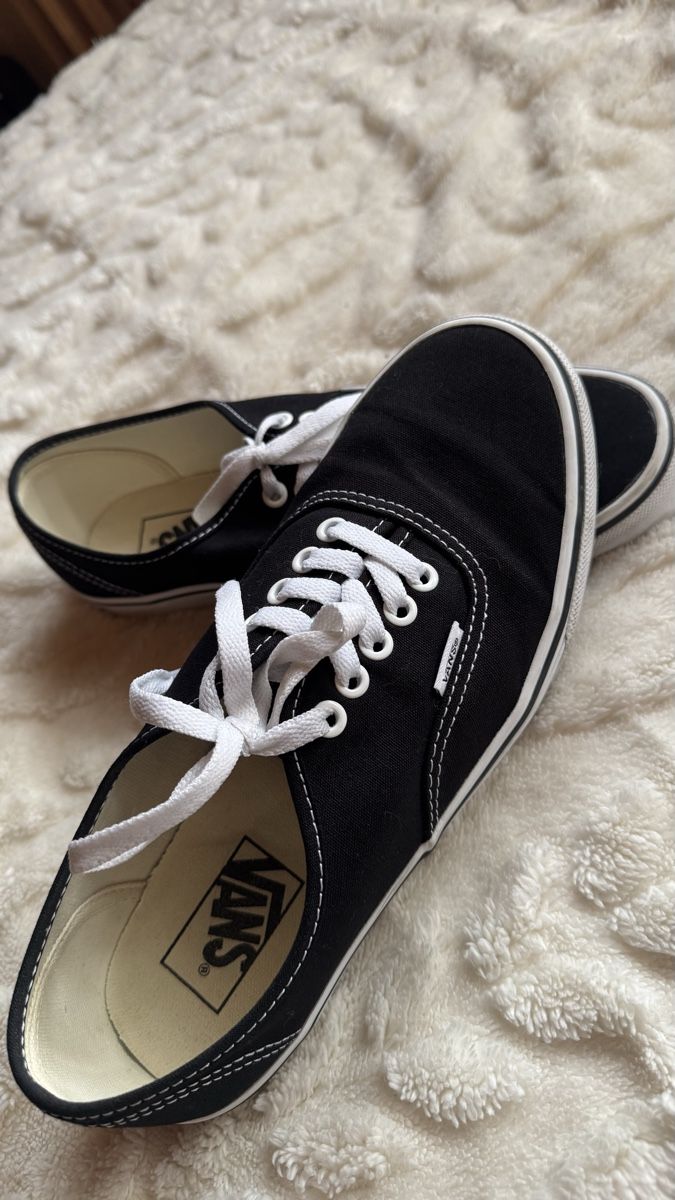Vans Scarpe da uomo: Vans Sneakers 👟  – Usato da Surcasti venduto da Lenkita 5