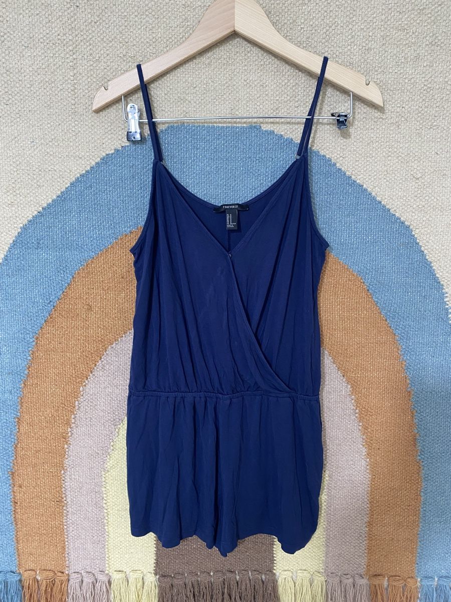 Tute: Schöner Sommer Jumpsuit dunkelblau – Usato da Buchs ZH venduto da crazyhandbaggirl123 2