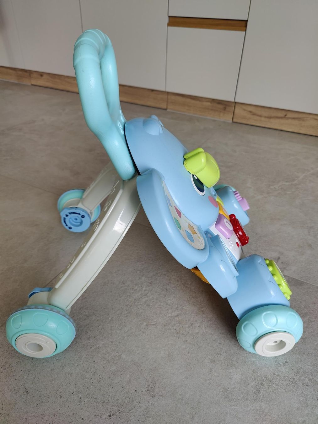 Ausili per la deambulazione: VTech Baby Walker Elephant blue good condition – Usato da Lonay venduto da ari_2xzm 1