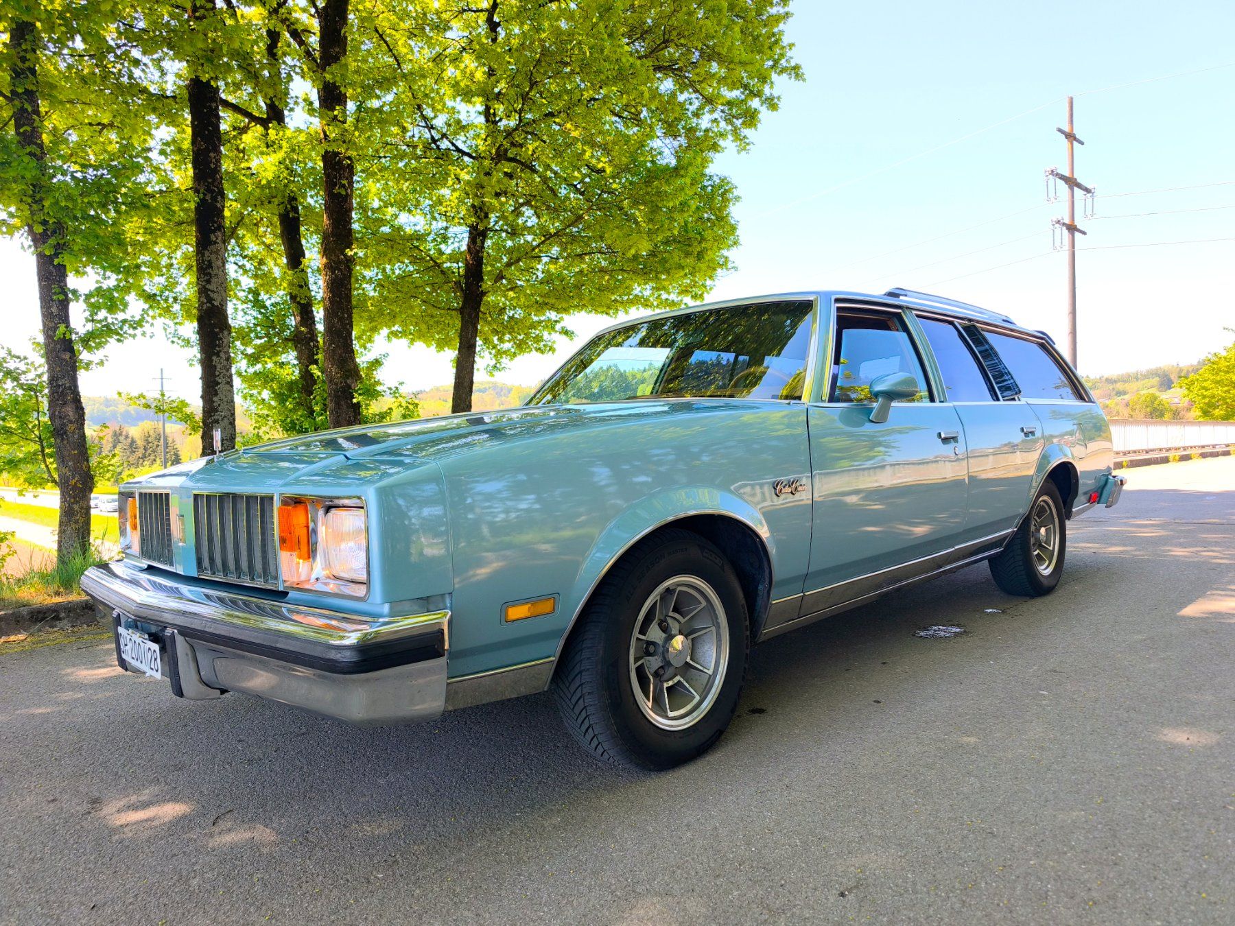 Oldsmobile Automobili: Oldsmobile Cutlass Cruiser 1979 5.0 V8 Oldtimer ab 1 Fr. – Usato da Neuhausen am Rheinfall venduto da thedrush 1