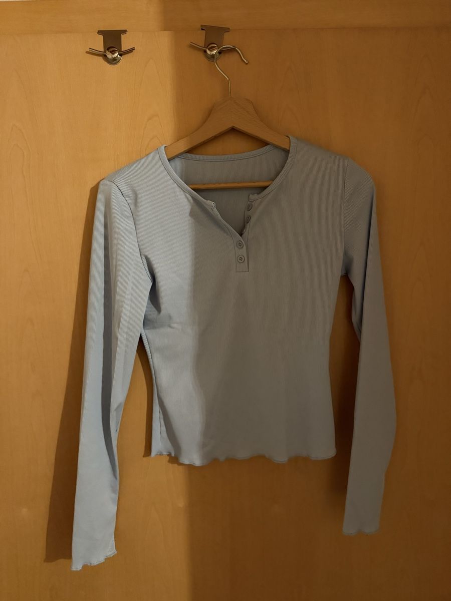 Top: Longsleeves Site S/M – Usato da Saas-Grund venduto da ale_c5dg 4